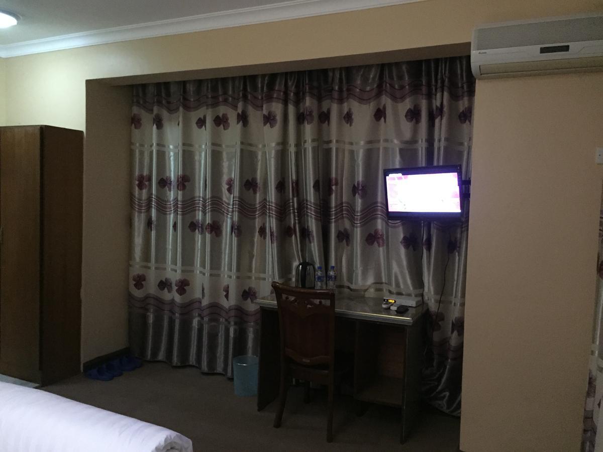 New Yuetan Hotel Dar es Salaam Eksteriør billede